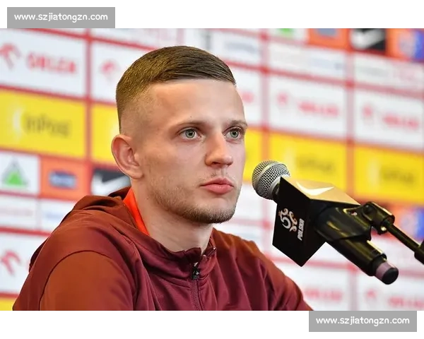 希曼斯基角球破门 + 助攻 莱万头槌助波兰 2-0 立陶宛 希曼斯基角球破门 + 助攻 莱万头槌助波兰 2-0 立陶宛